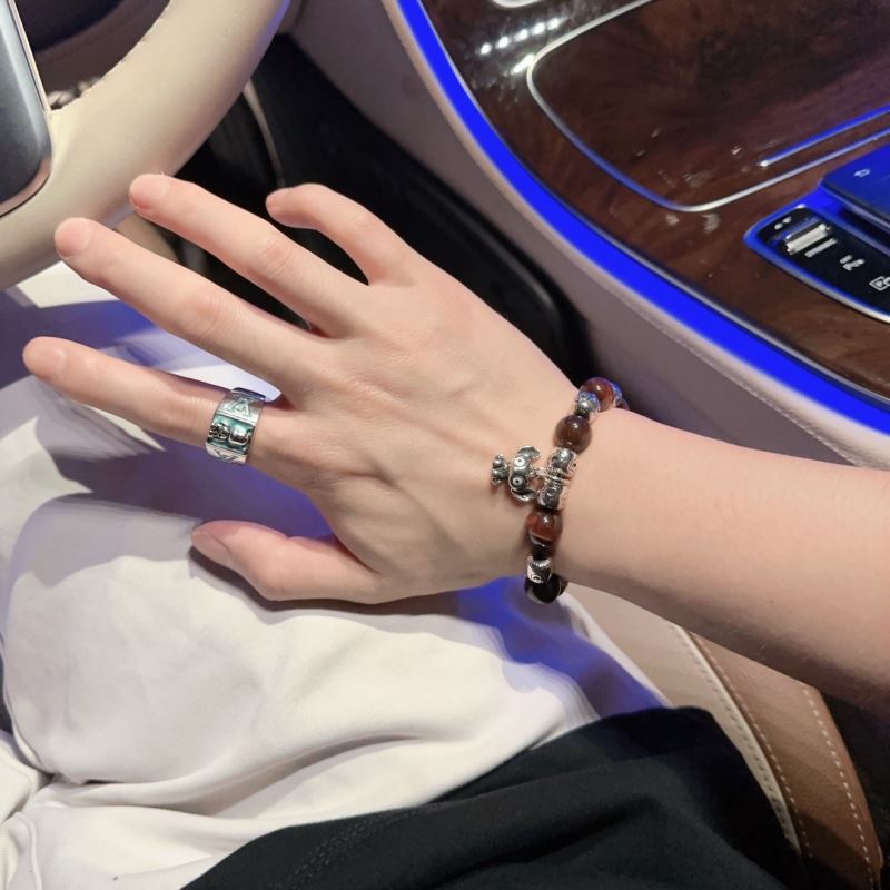 chr1st1an D10r bracelets